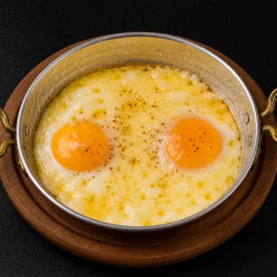 Kaşarlı Yumurta